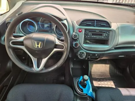 FIT - 1.4 LXL 16V 4P MANUAL