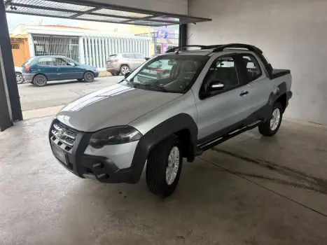 Fiat STRADA 1.8 MPI Adventure Locker CD 16V 2 portas