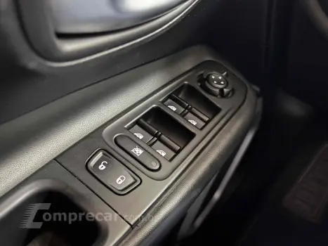 RENEGADE 1.8 16V FLEX LONGITUDE 4P AUTOMÁTICO