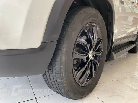 TORO 2.0 16V Turbo Ultra 4WD