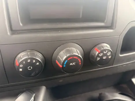 Master 2.3 dCi Extra Furgão 16V Diesel