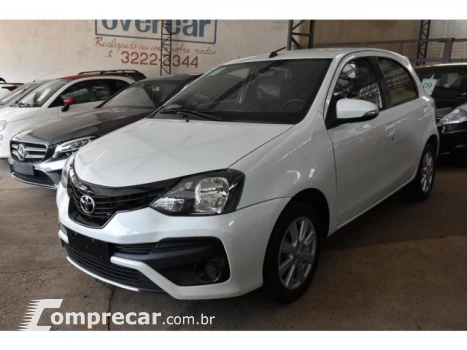 Toyota ETIOS HATCH - 1.5 X PLUS 16V 4P AUTOMÁTICO 4 portas