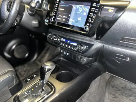 Hilux Caminhonete 2.8 16V SRX 50 ANOS 4X4 TURBO DIESEL CABIN