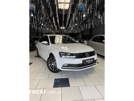 Volkswagen JETTA 1.4 16V TSI COMFORTLINE GASOLINA 4P TIPTRONIC 4 portas