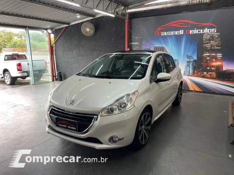 PEUGEOT 208 1.6 16V Griffe 4 portas