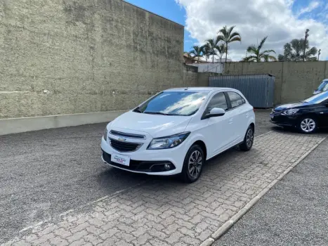 CHEVROLET ONIX 1.4 MPFI LTZ 8V 4 portas