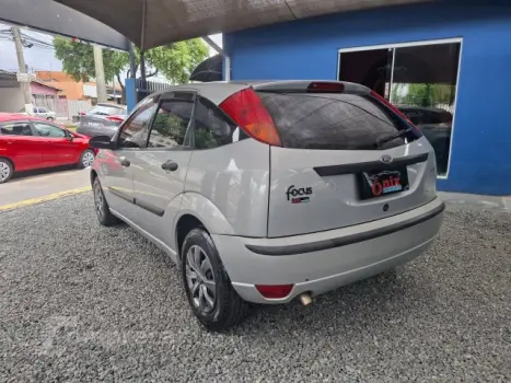 FOCUS HATCH - 1.6 GL 8V 4P MANUAL