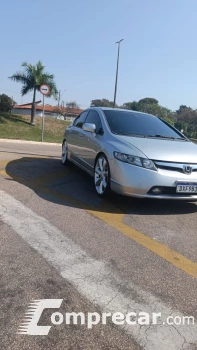 Honda CIVIC 1.8 LX 16V 4 portas