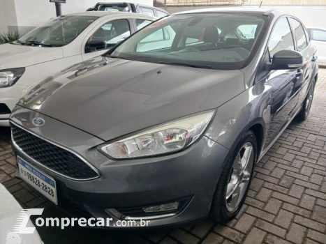 FORD FOCUS HATCH - 1.6 SE 16V 4P MANUAL 4 portas