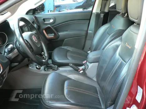 TORO 2.0 16V Turbo Volcano 4WD AT9