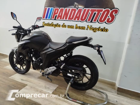 FZ 25 FAZER