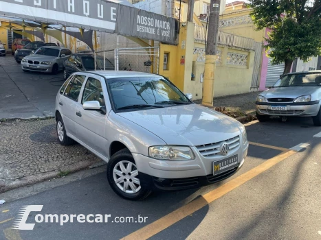 Volkswagen Gol Plus 1.0 Mi Total Flex 4p 4 portas