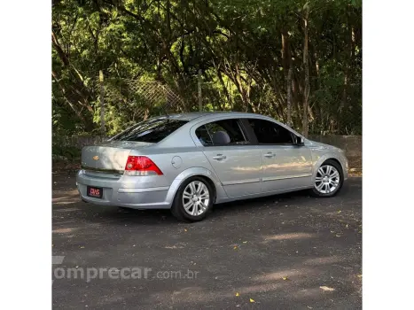 VECTRA 2.0 MPFI ELEGANCE 8V FLEX 4P MANUAL