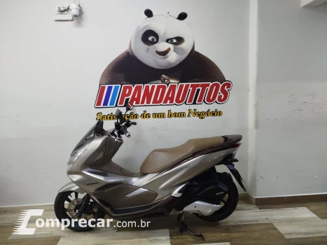 PCX 150 DLX