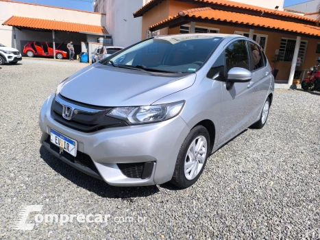 Honda Fit LX 1.5 automático 4 portas