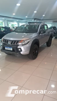 Mitsubishi L200 TRITON 2.4 16V Turbo Outdoor GLS CD 4X4 4 portas