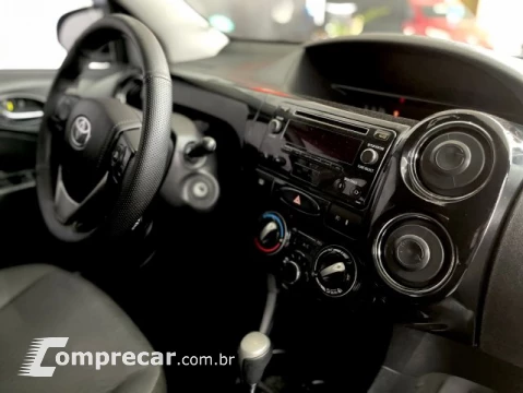 ETIOS SEDAN - 1.5 XS SEDAN 16V 4P AUTOMÁTICO