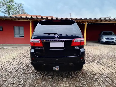 HILUX SW4 3.0 SRV 4X4 7 Lugares 16V Turbo Intercooler