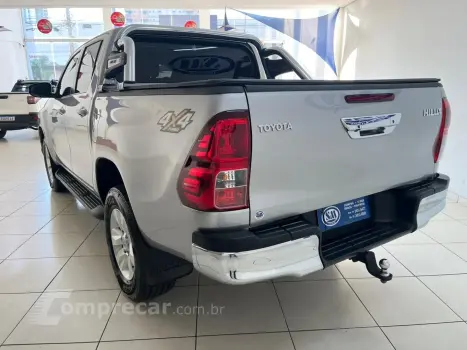 HILUX 2.8 SR 4X4 CD 16V DIESEL 4P AUTOMÁTICO