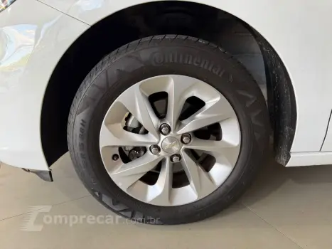 ONIX SEDAN Plus LT 1.0 12V Flex 4p Mec.