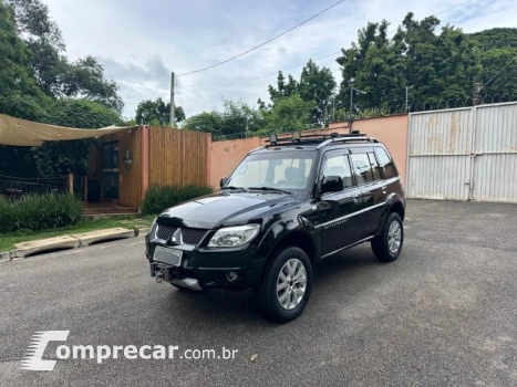 Mitsubishi PAJERO TR4 - 2.0 4X4 16V 140CV 4P AUTOMÁTICO 4 portas