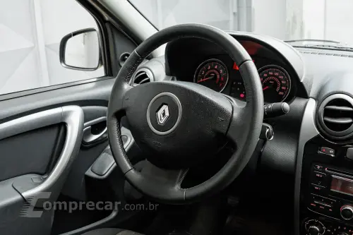 LOGAN 1.6 Expression 8V