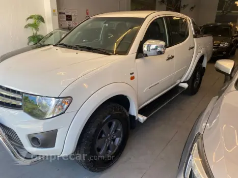 Mitsubishi L200 TRITON 2.4 HLS 4X2 CD 16V 4 portas