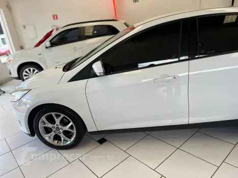 FORD FOCUS 2.0 SE PLUS 16V