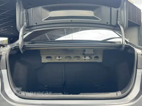 ONIX 1.0 Turbo Plus Premier