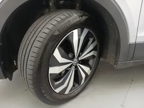 T-CROSS 1.0 200 TSI TOTAL FLEX AUTOMÁTICO