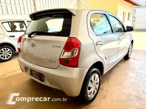 Etios 1.5 xs Hatch