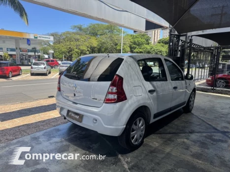 SANDERO - 1.6 EXPRESSION 8V 4P MANUAL