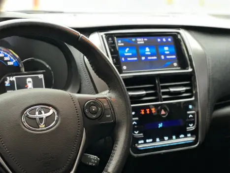 YARIS 1.5 16V FLEX SEDAN XLS CONNECT MULTIDRIVE