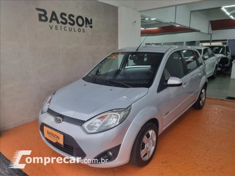 FORD FIESTA 1.6 Rocam Hatch 8V 4 portas