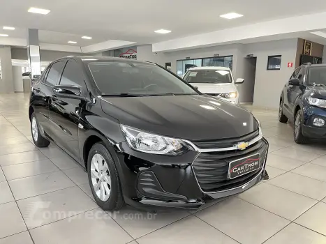 CHEVROLET ONIX 1.0 LT 4 portas