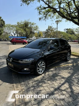 Volkswagen POLO 1.0 200 TSI Highline 4 portas