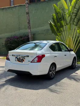 VERSA 1.6 16V Unique