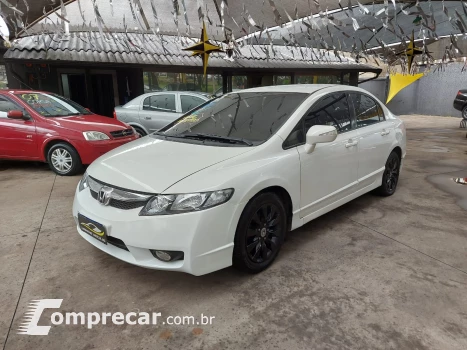 Honda Civic LXS 4 portas