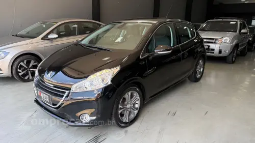 PEUGEOT 208 1.6 Griffe 16V 4 portas