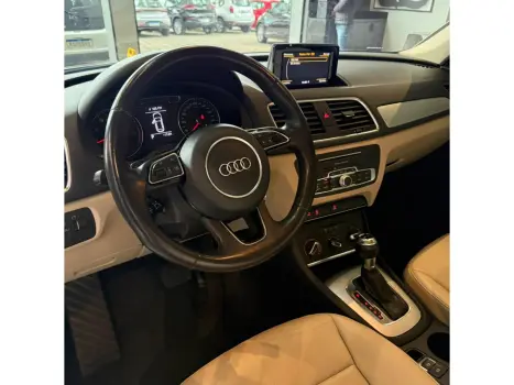 Q3 1.4 TFSI AMBIENTE FLEX 4P S TRONIC