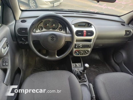 Corsa Sedan Premium 1.4