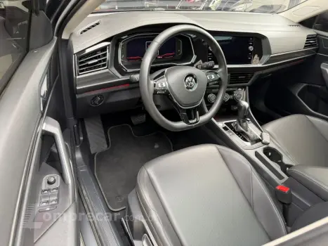 JETTA Comfort. 250 TSI 1.4 Flex 16v Aut.