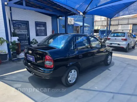 CLASSIC - 1.0 MPFI LIFE 8V 4P MANUAL