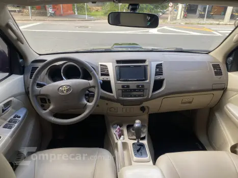 HILUX 2.8 SW4 4X4 8V