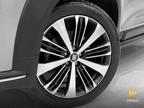 FASTBACK - 1.0 TURBO 200 AUDACE CVT