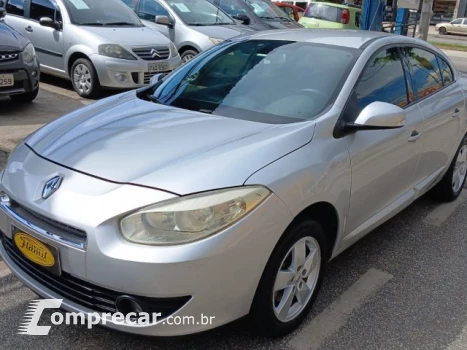 Renault FLUENCE - 2.0 DYNAMIQUE 16V 4P AUTOMÁTICO 4 portas