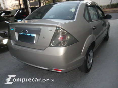 FIESTA 1.6 MPI Class Sedan 8V