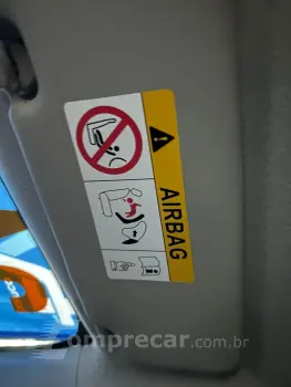 Kwid KWID Intense 1.0 Flex 12V 5p Mec.