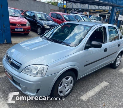 CHEVROLET Corsa Maxx Sedan 1;4 4 portas