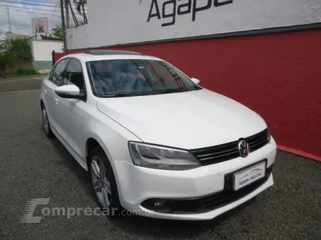 Volkswagen JETTA 2.0 Comfortline 4 portas